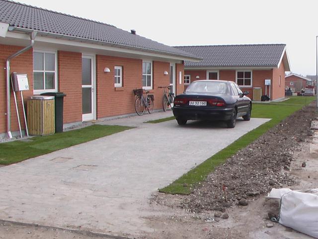 20-04-2004 18-40-27.JPG